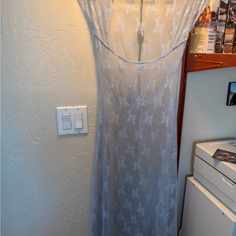 Find Me Now Flora Dress - Picture 4 of 5